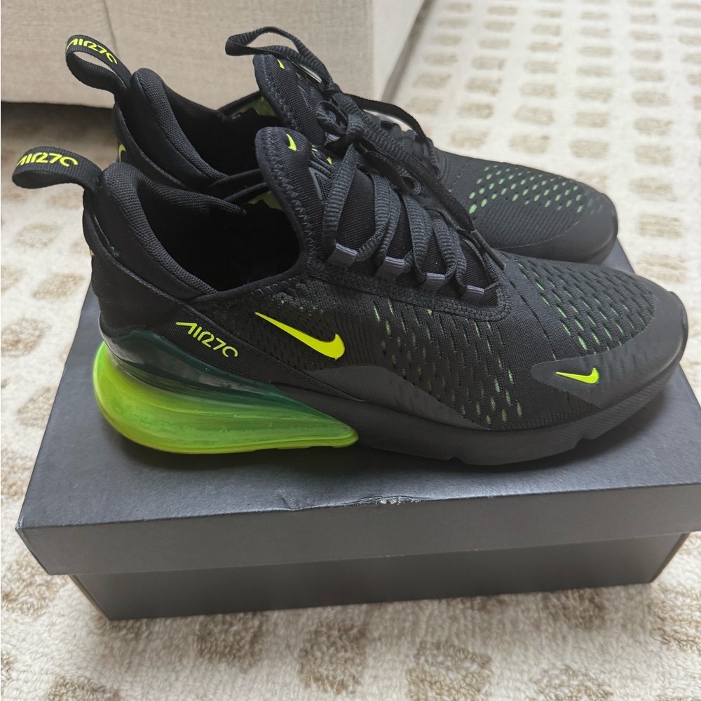 Nike 270s neon and black